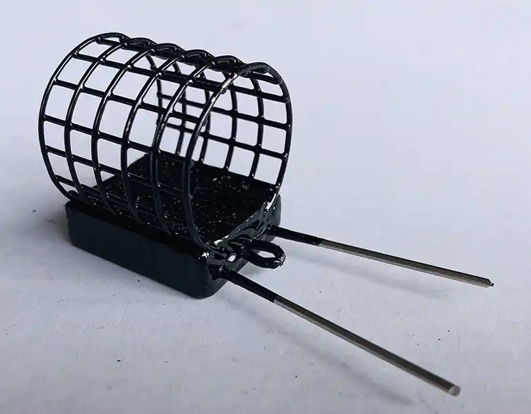 Bestseller CRAB Folyóvízi feeder kosár 150gr Web és Horg